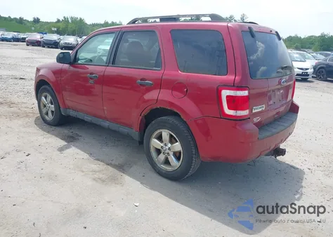 2012 Ford Escape Xlt z USA, uszkodzony, nr VIN 1FMCU9D72CKA61657
